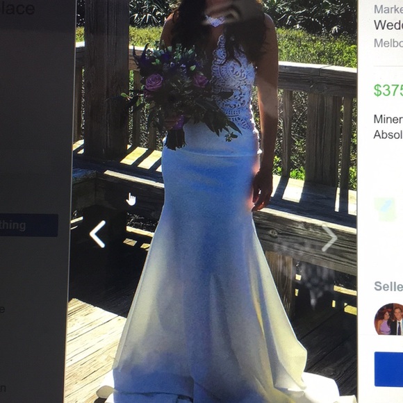 Wedding dress size 4. - Picture 3 of 3